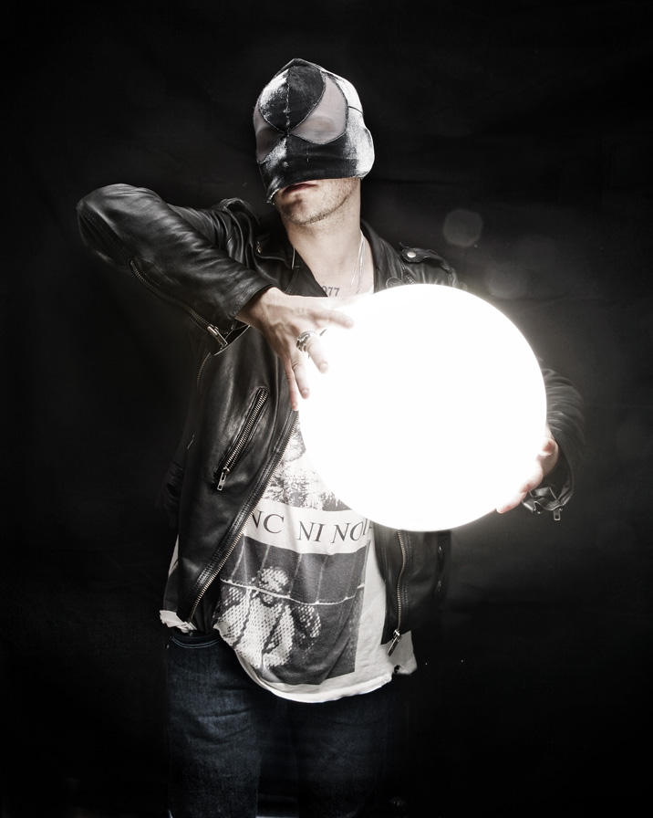 THE BLOODY BEETROOTS – live